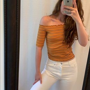 Off shoulder crop top